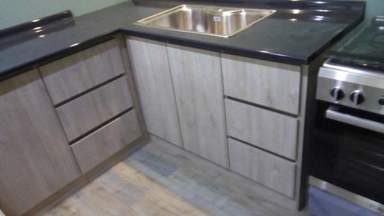 Fachada terminada de casa moderna en Villarrica